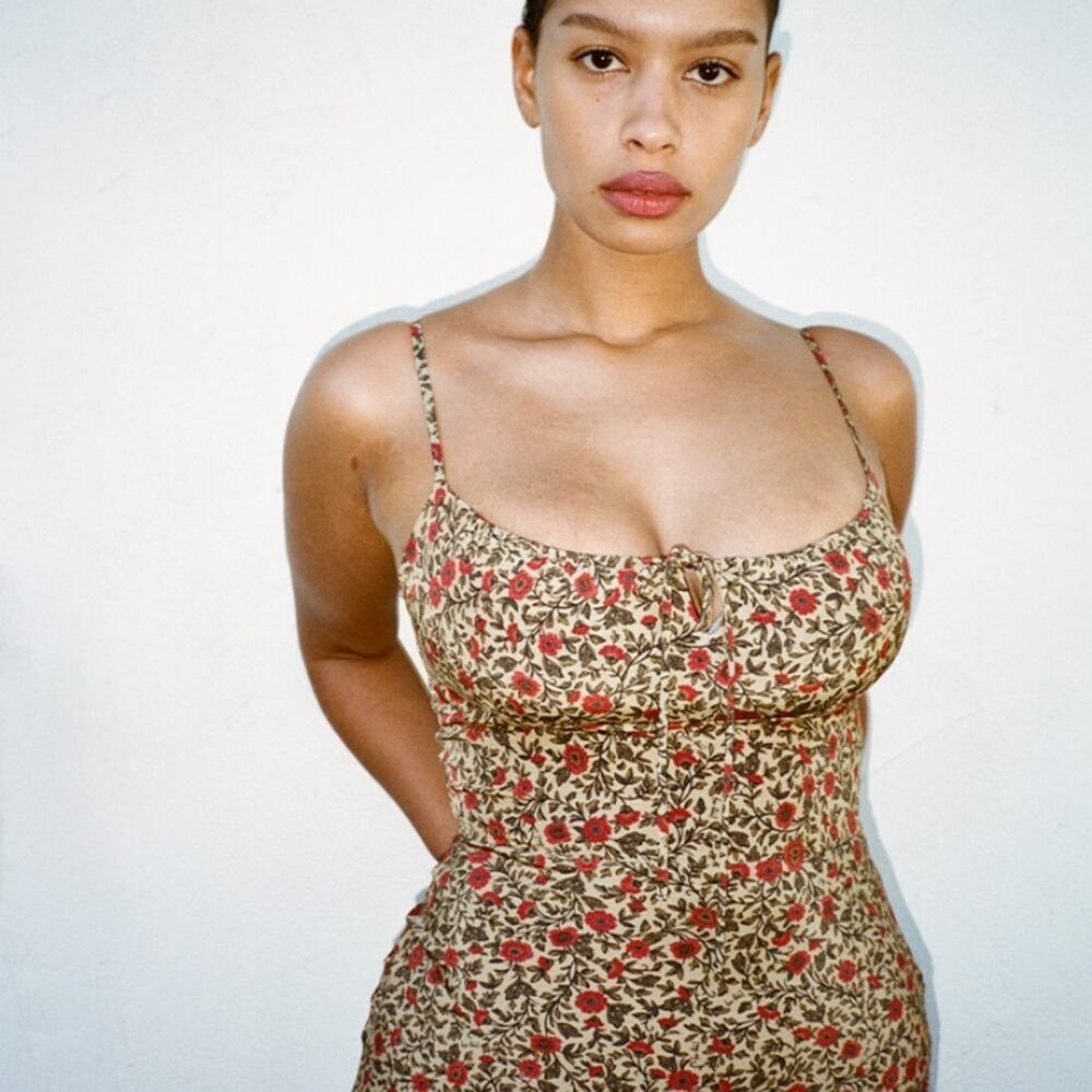 NWT Realisation Alba Silk Floral Spaghetti Strap Midi Slip Dress Dahlia Tan - Picture 3 of 12